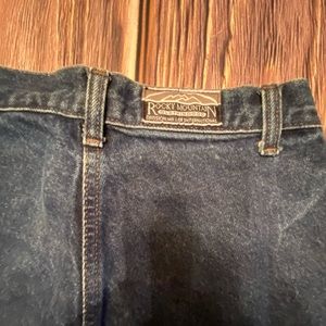Rocky Mountain Vintage Rockies Cowgirl Jeans Size 27/5x36. Great Condition.
